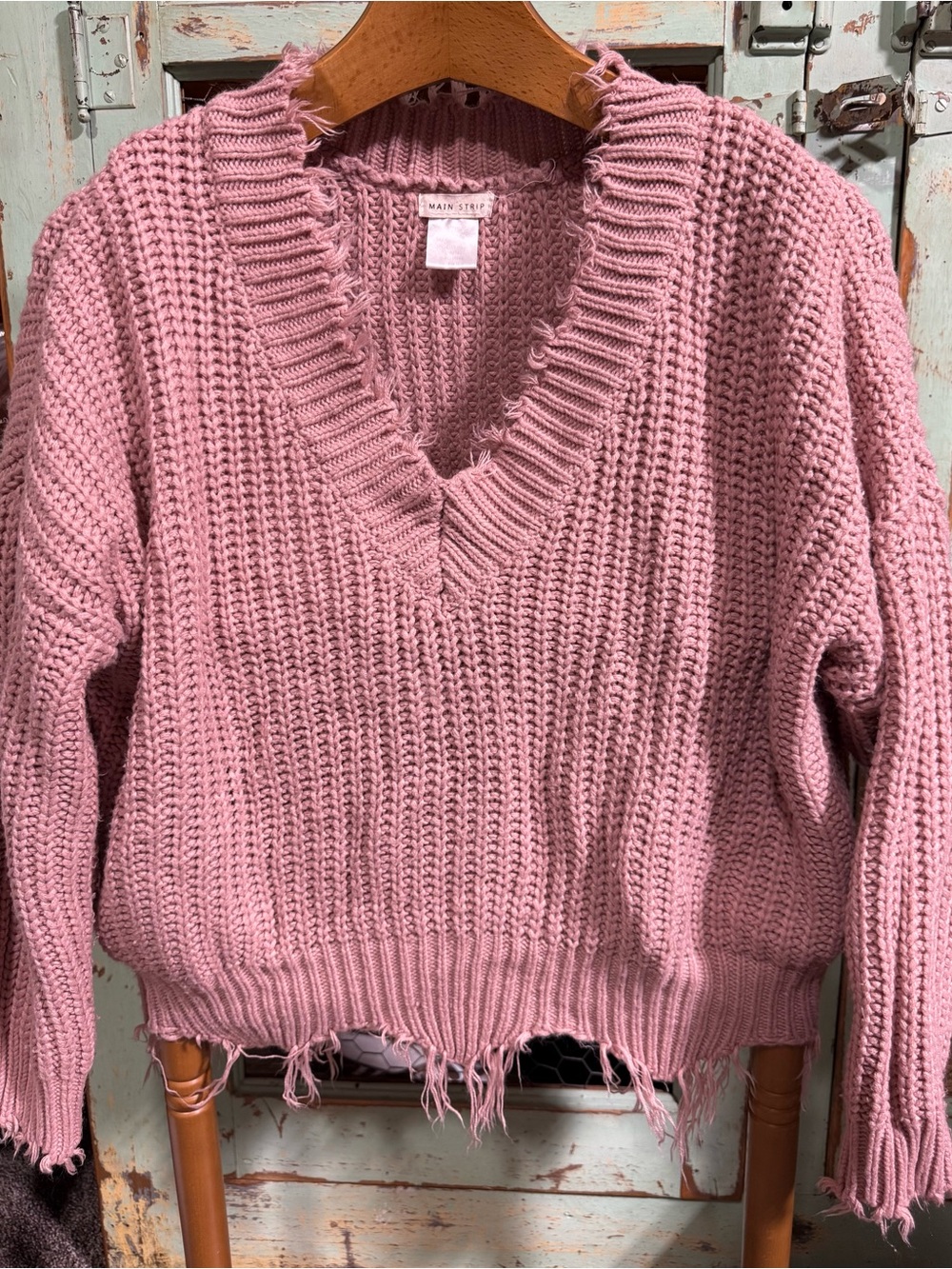 Main Strip Pink Distressed V-Neck Chunky Knit Sweater